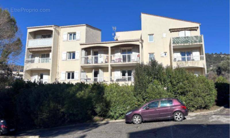 Appartement à PEYMEINADE
