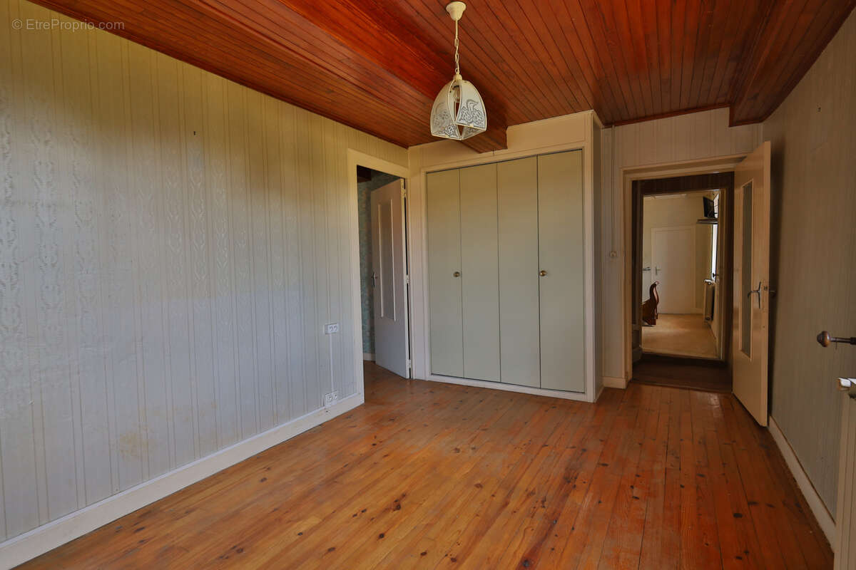 Maison à BEAUVOIR-DE-MARC