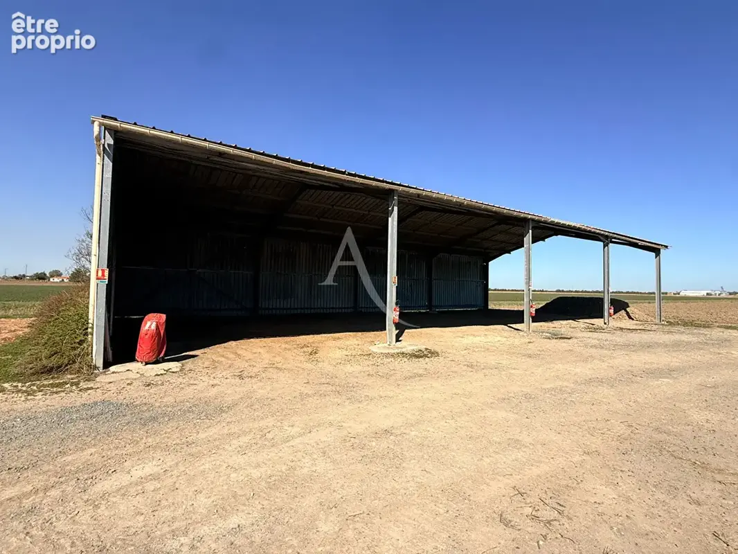 Corps de ferme à Champagné-Les-Marais - photo 17