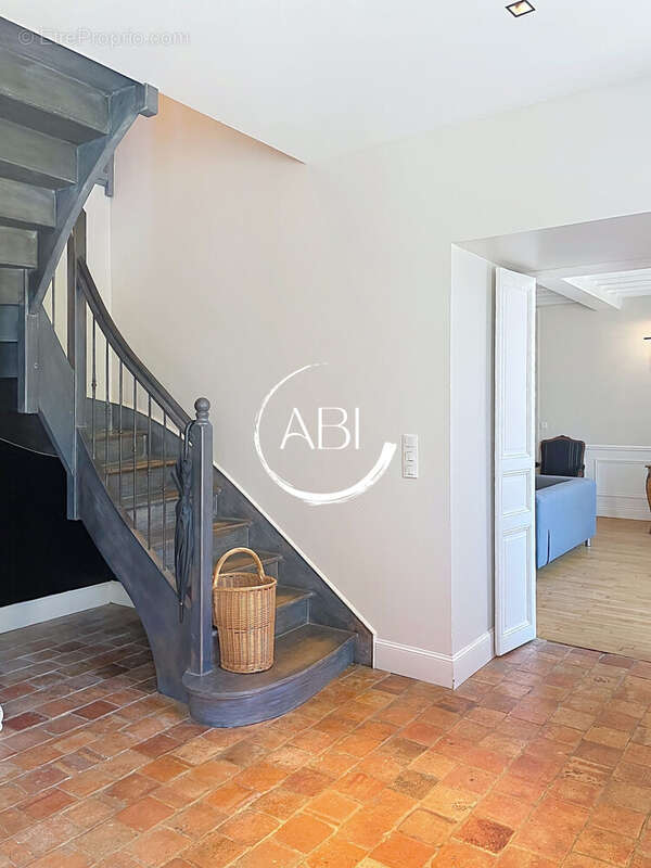 440 m² à Bagnoles-De-L'orne  - photo 8