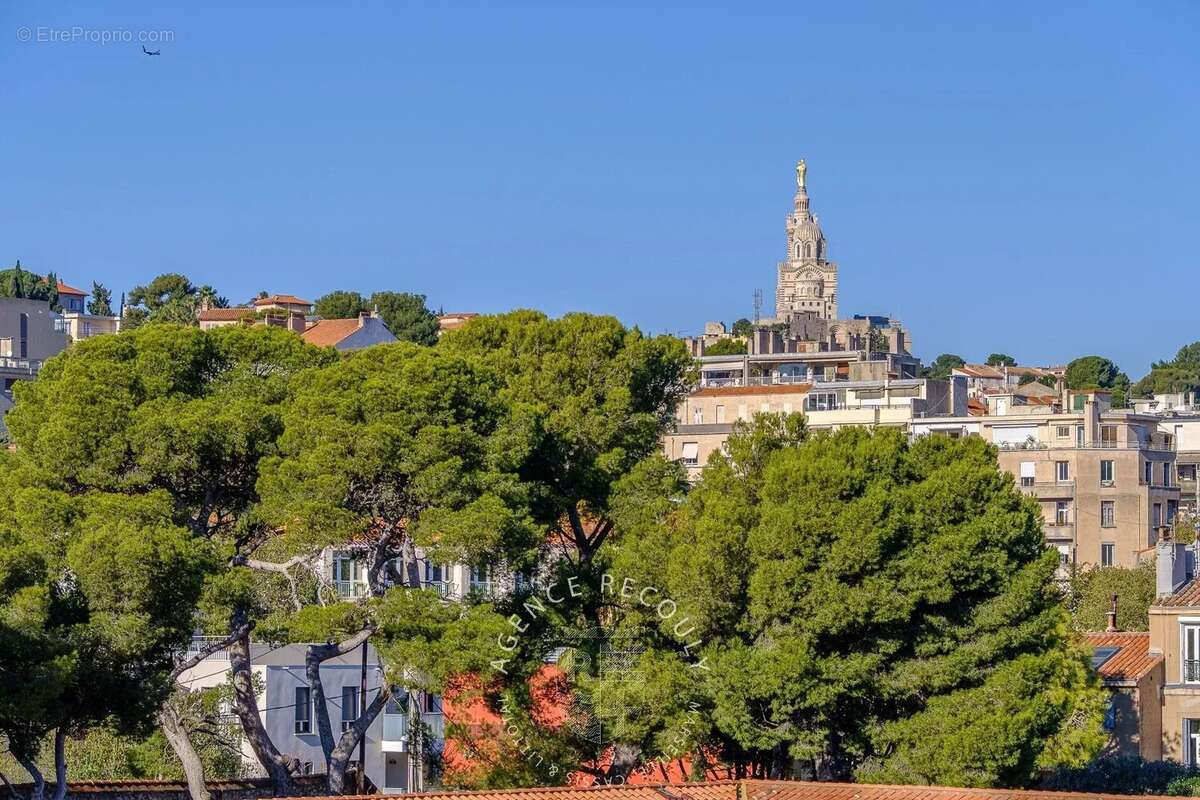 Appartement à MARSEILLE-8E