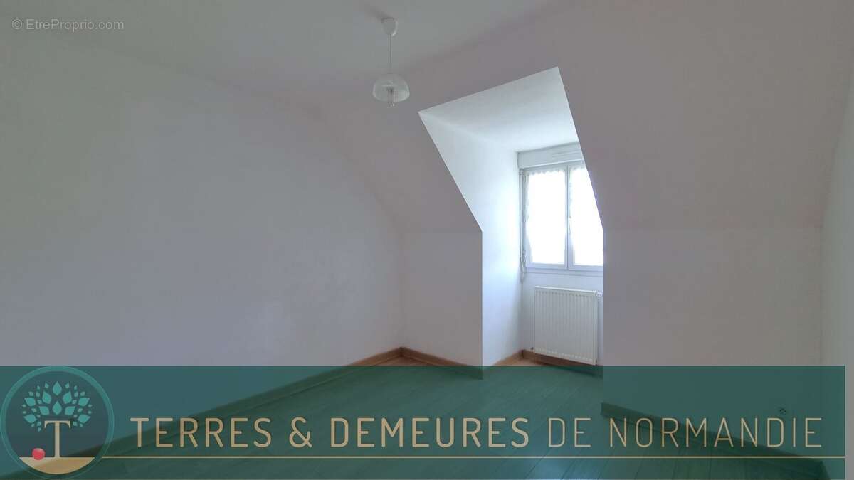 Maison à MARTIN-EGLISE