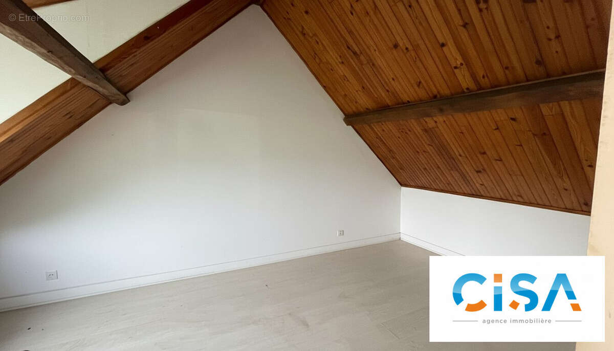 Appartement à PONT-SAINTE-MAXENCE