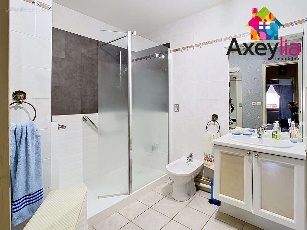 Appartement à RIORGES