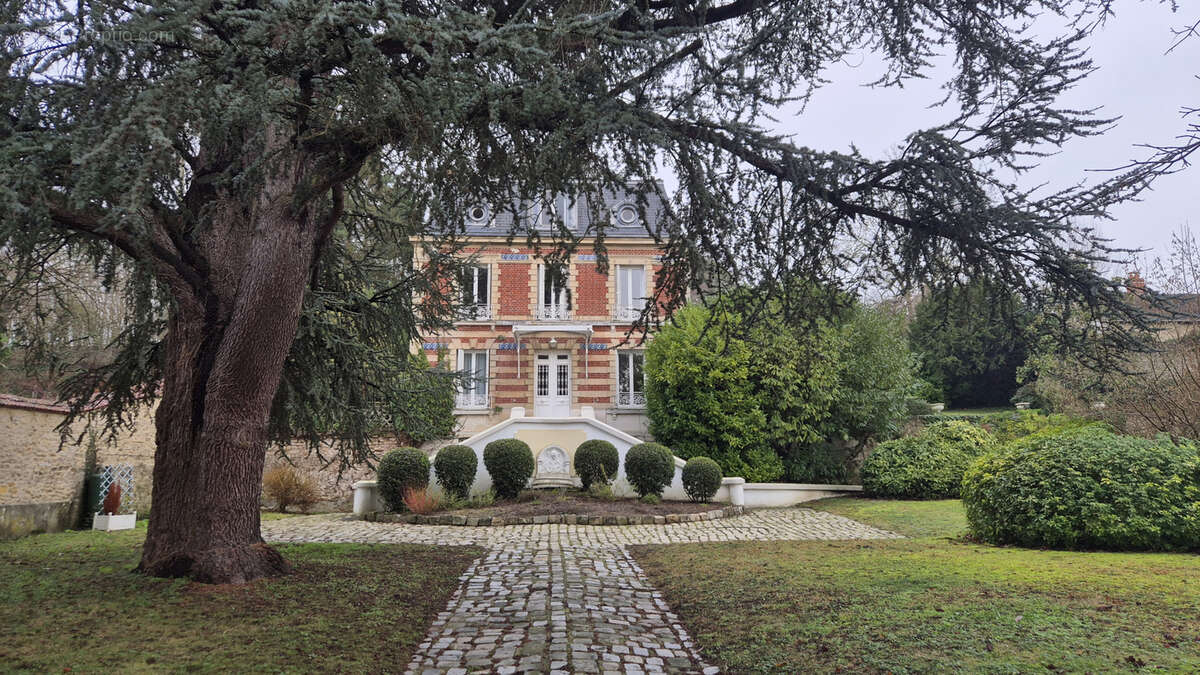 Maison à CHAUMONT-EN-VEXIN
