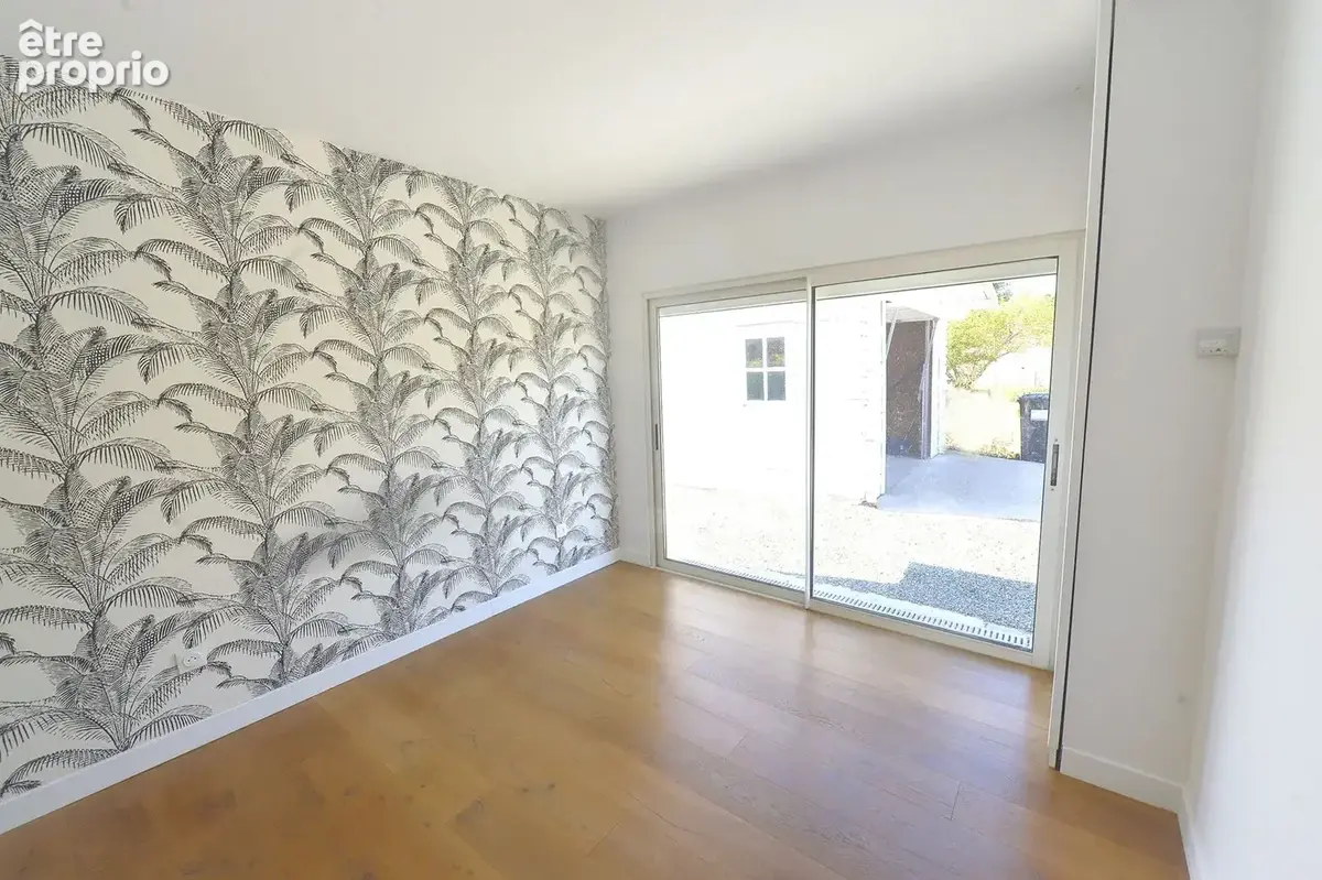 Maison 110 m² à Saint-Georges-De-Didonne  - photo 3