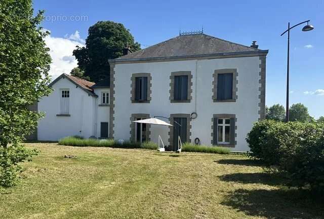 Maison à SAINT-DIZIER-LEYRENNE