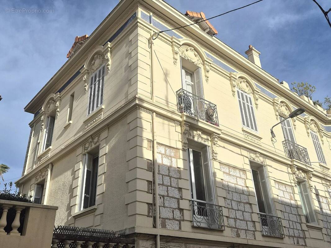 Appartement à CANNES