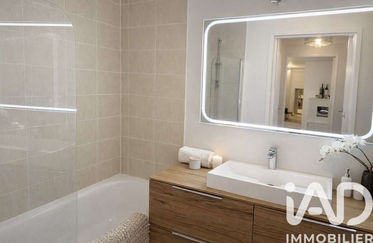 Photo 7 - Appartement à BOURGOIN-JALLIEU