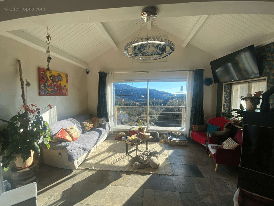 Maison à PONTEILS-ET-BRESIS