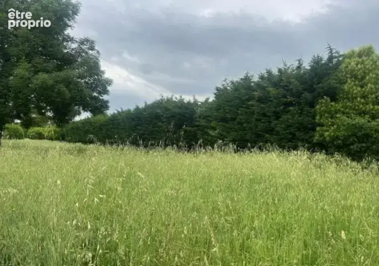 Terrain à LORIOL-SUR-DROME