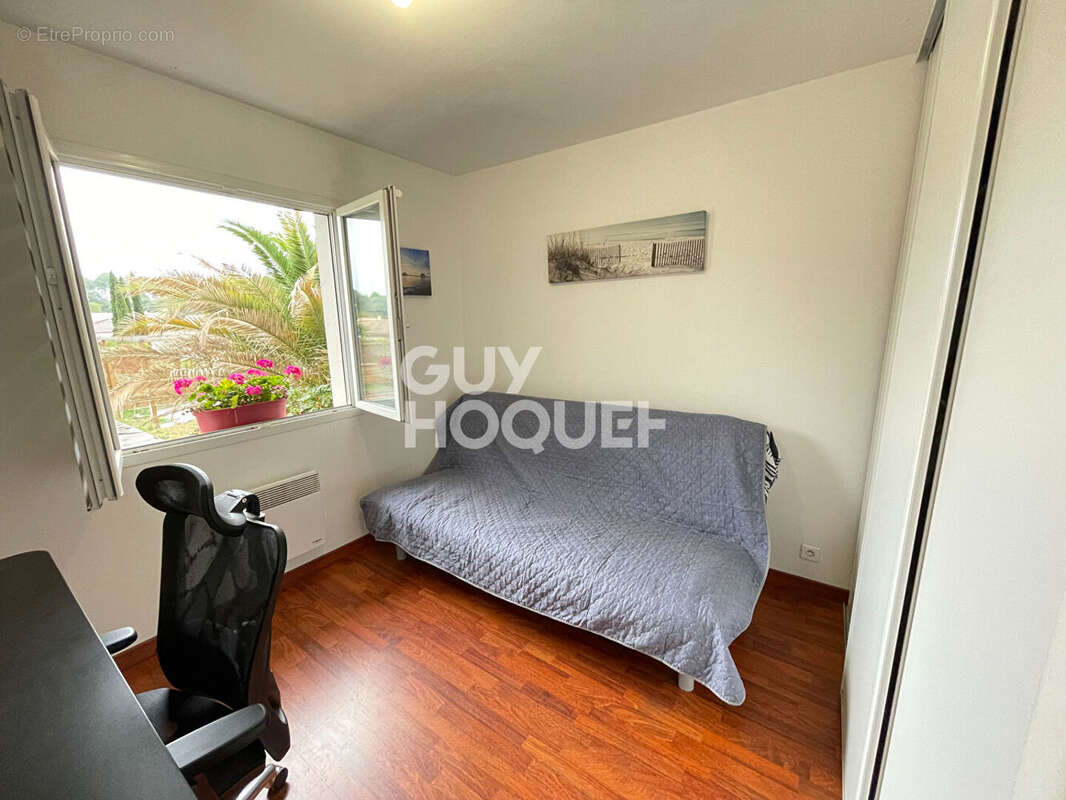 Maison familiale avec piscine sur terrain de 1165 m² à Ychoux - photo 7