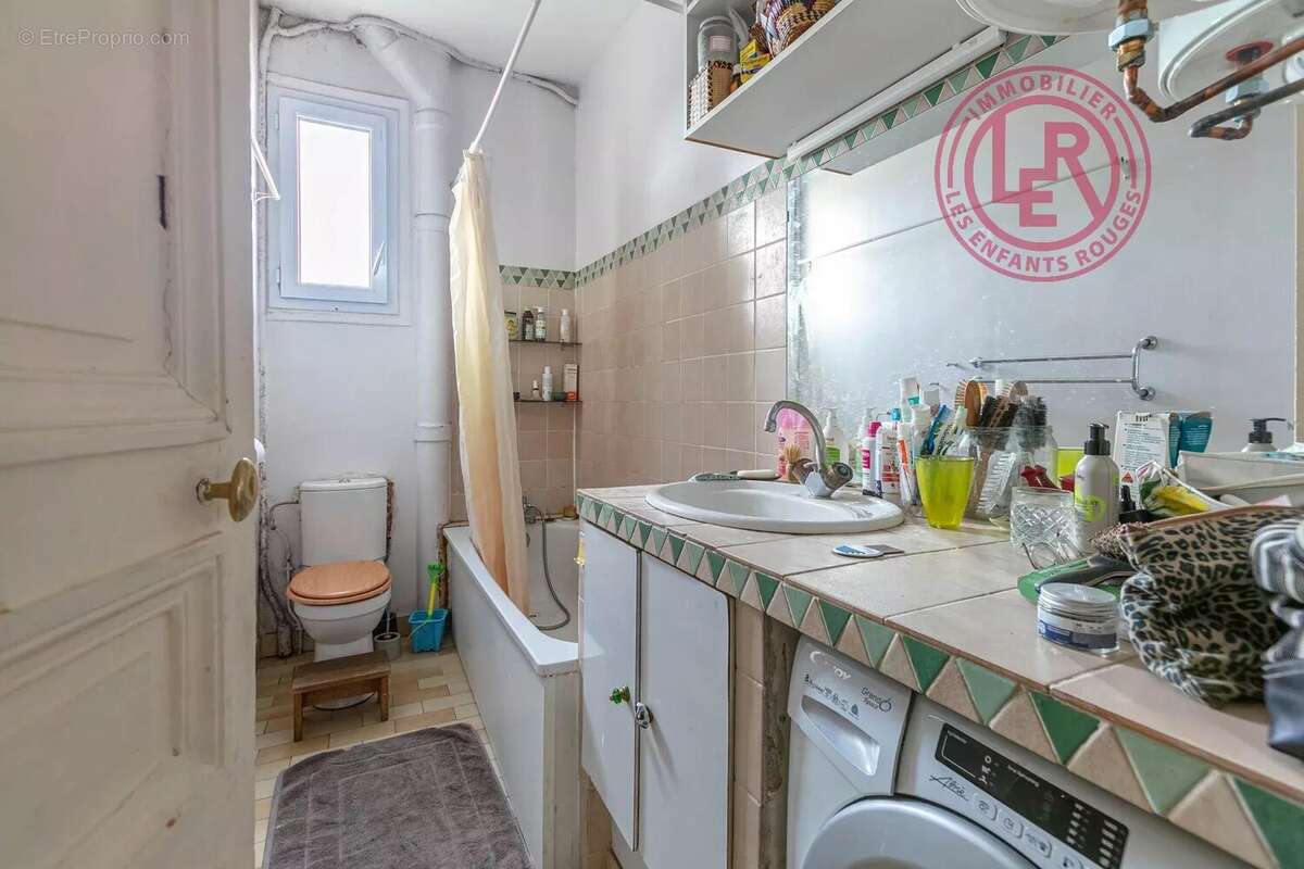 Appartement à PARIS-10E
