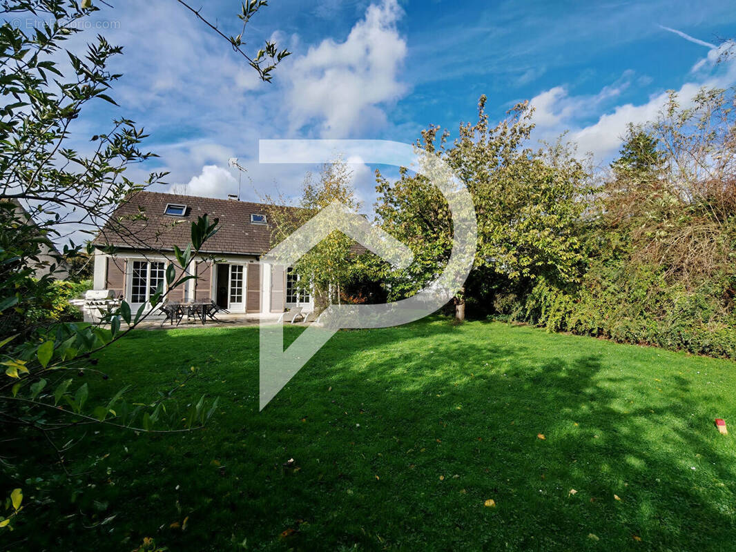 Maison à VILLIERS-ADAM