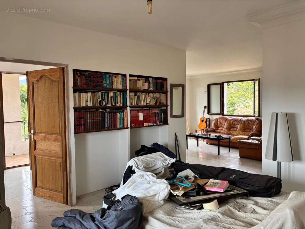 Maison à SANTA-LUCIA-DI-MORIANI