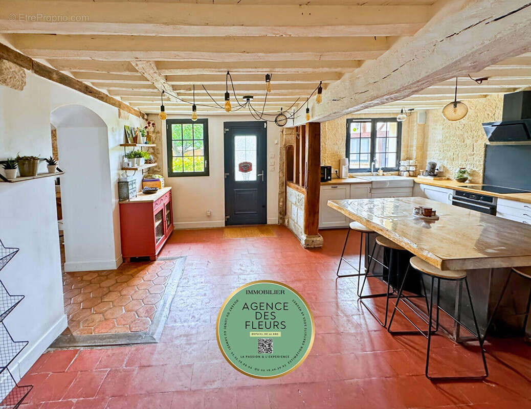 Maison à FRENEUSE