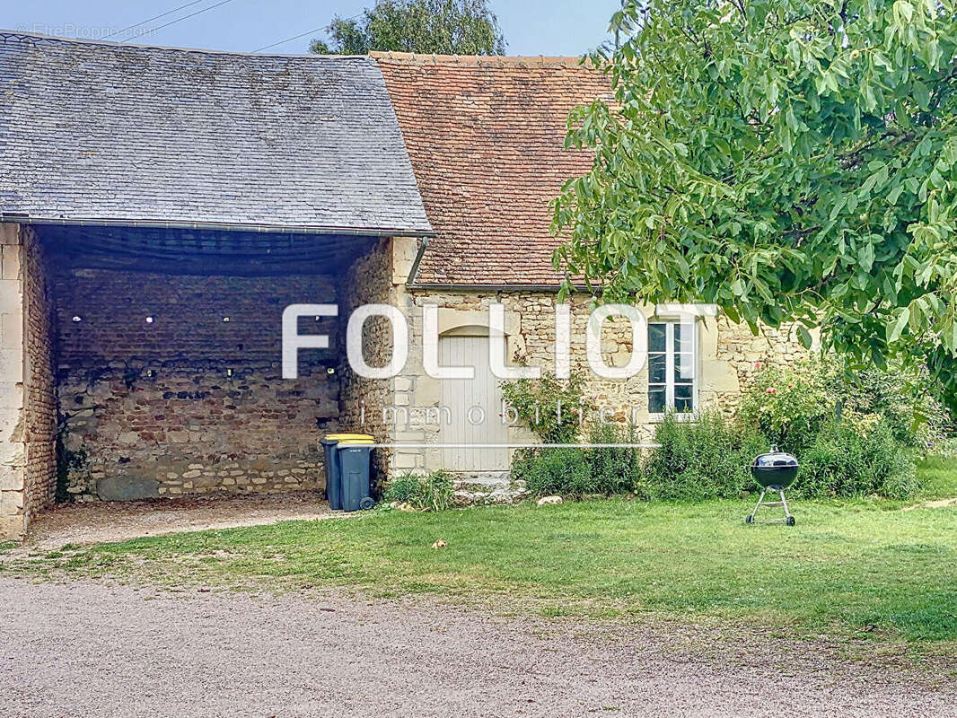 Maison à CESNY-BOIS-HALBOUT