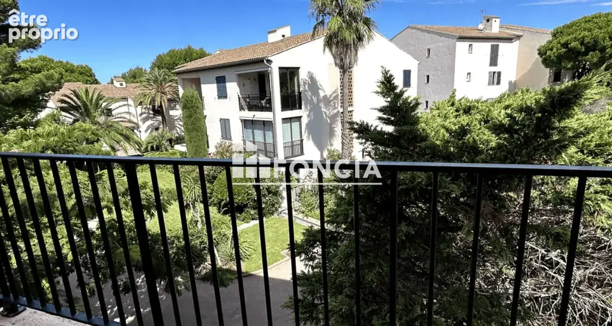  À découvrir – Beau T2 avec terrasse et balcon – La Coudoulière, Six-Fours-les-Plages - photo 5