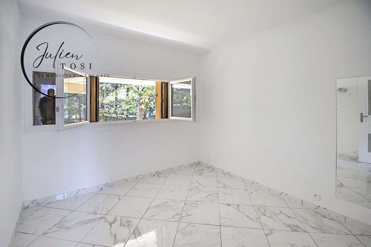 Appartement 52 m² à Grasse  - photo 17