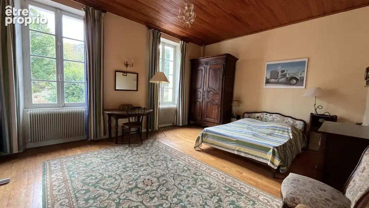 Maison de Maître sur 1 ha 32 de parc - photo 17