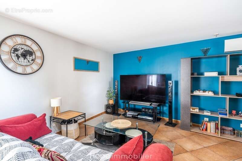 Appartement à PIERRE-BENITE