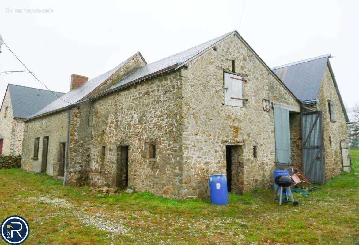 Maison à MONTOURTIER