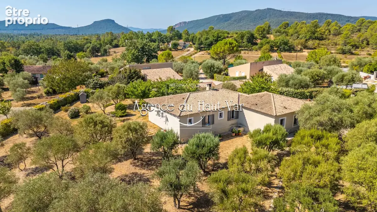 Villa récente 170m2, terrain paysager 3000m2 - photo 3