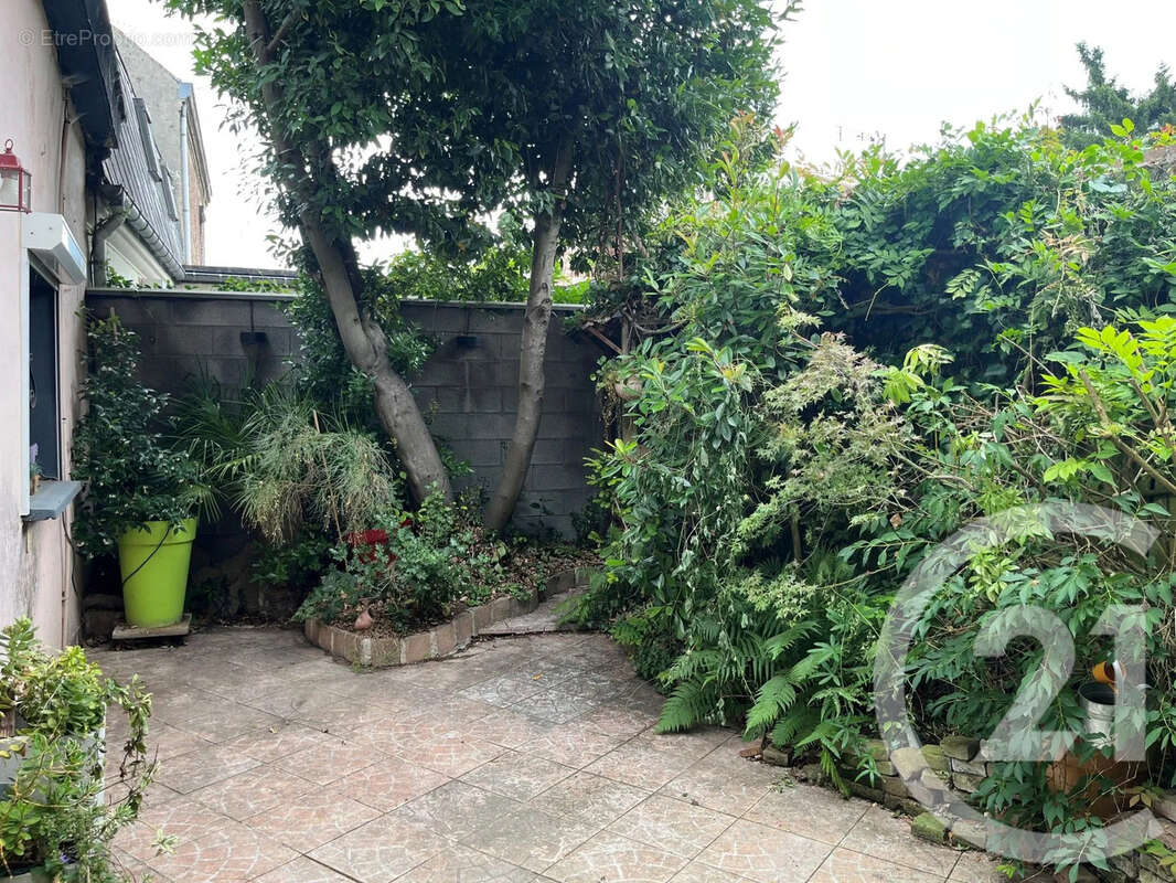 Maison à LEZENNES