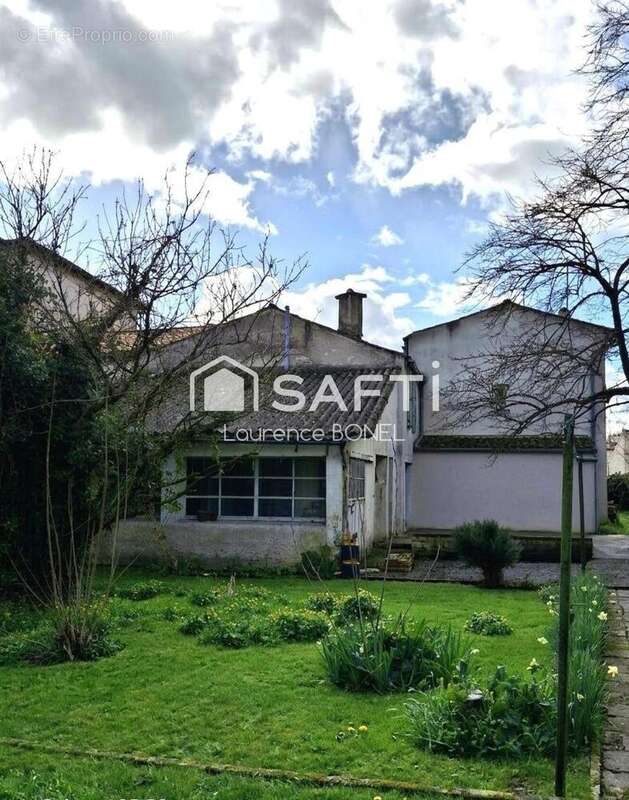 Photo 6 - Maison à SAINT-SYMPHORIEN