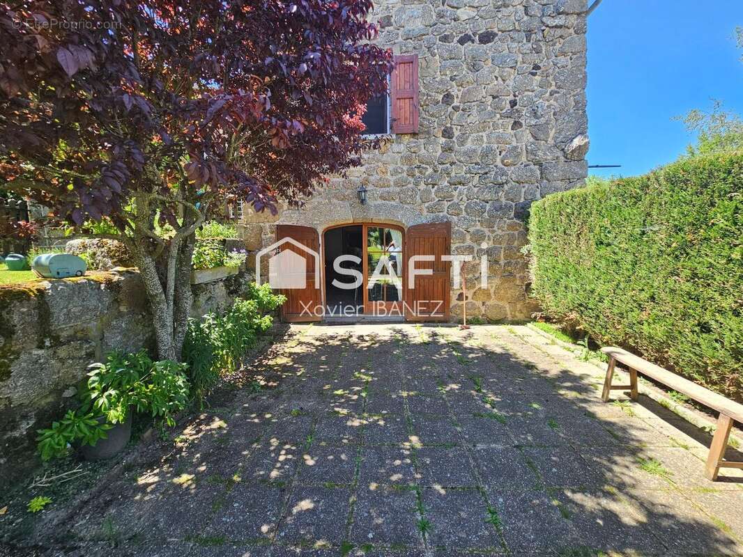 Photo 9 - Maison à SAUGUES