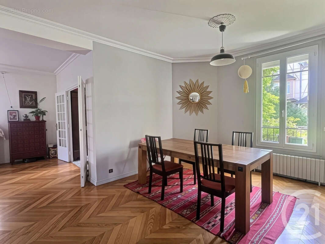 Maison à AULNAY-SOUS-BOIS