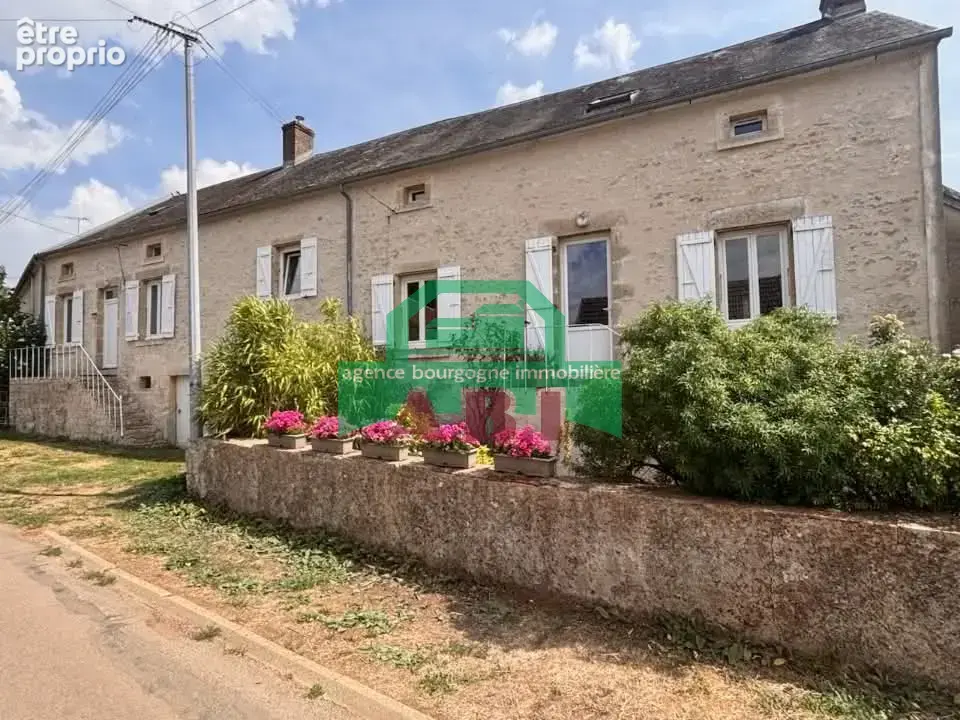 Maison à BRINON-SUR-BEUVRON