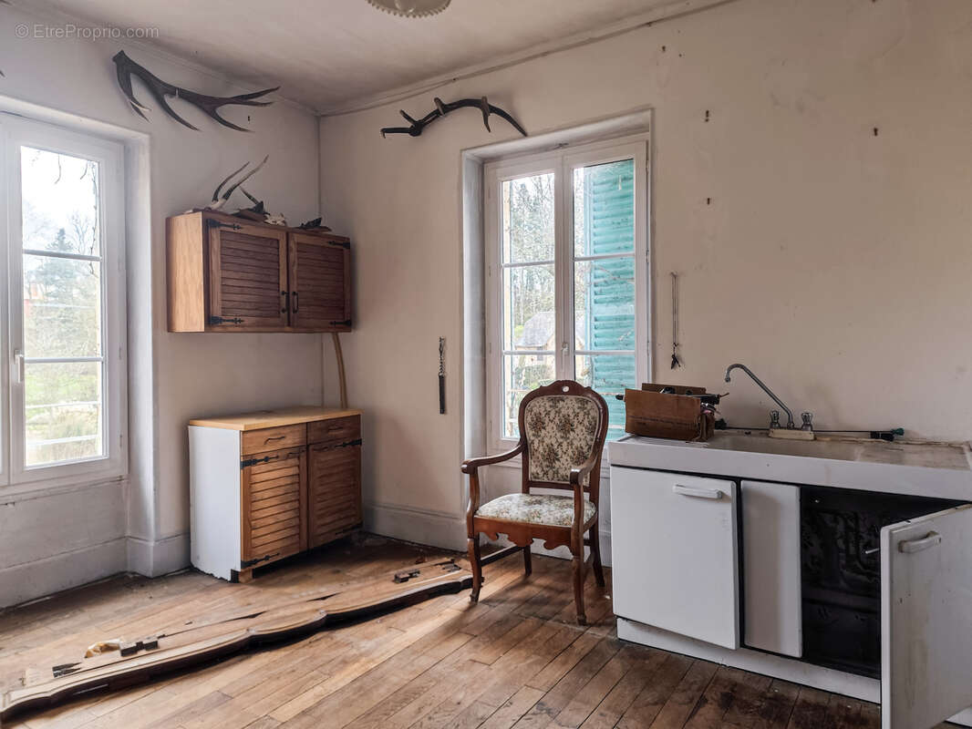 Maison à SAINT-HONORE-LES-BAINS