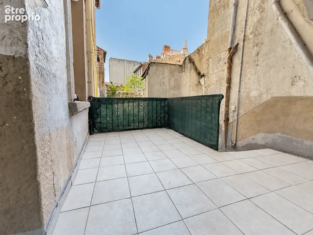 Appartement à SAINT-ETIENNE