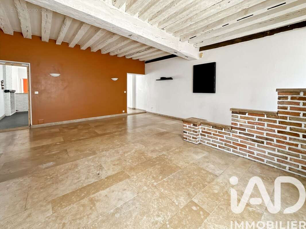 Maison 117 m² à Villeneuve-Sur-Yonne  - photo 5
