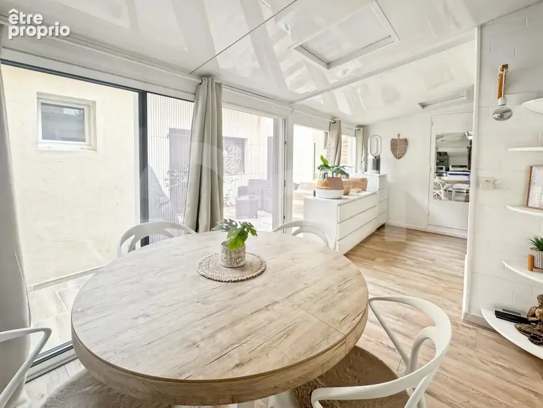 Hyères centre – appartement 3 pièces avec cour privative - photo 4