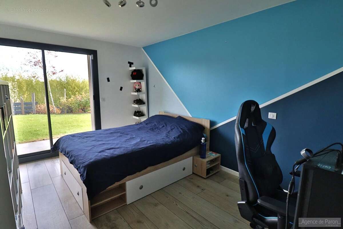 Maison à VERRIERES-LE-BUISSON