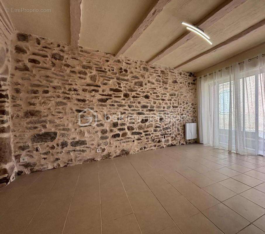 Maison à VABRES-L'ABBAYE