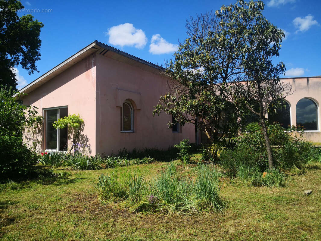 Maison à VILLENAVE-D'ORNON