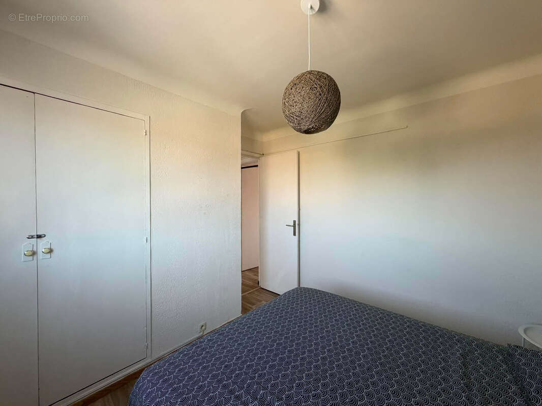 Appartement 63 m² à Arles  - photo 4