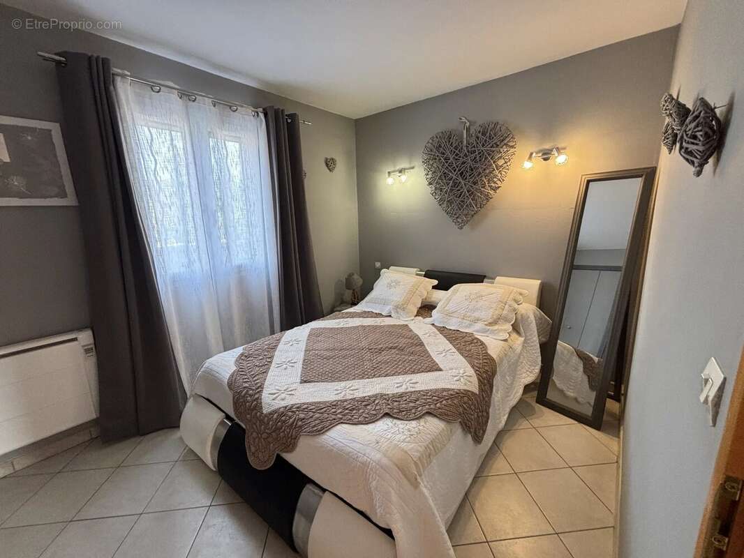 Maison à FIGANIERES