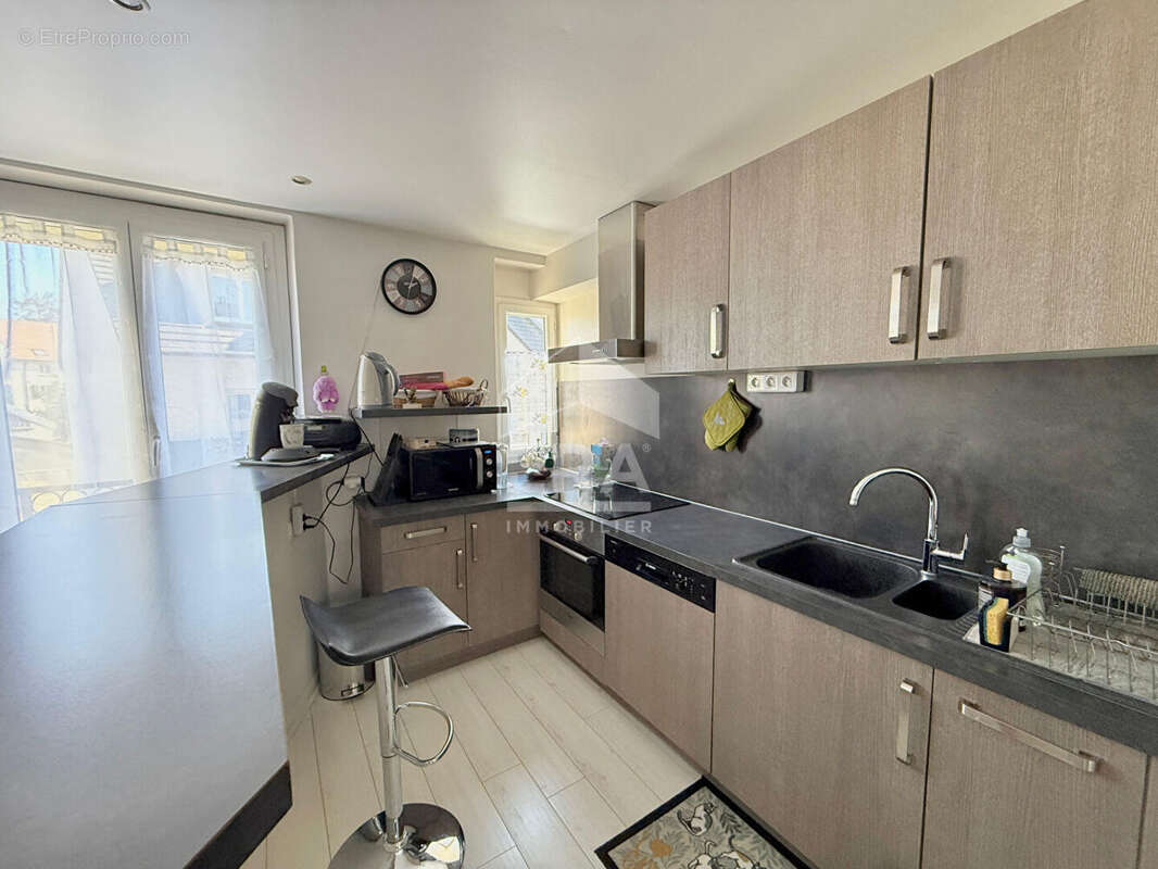 Appartement à PONTAULT-COMBAULT