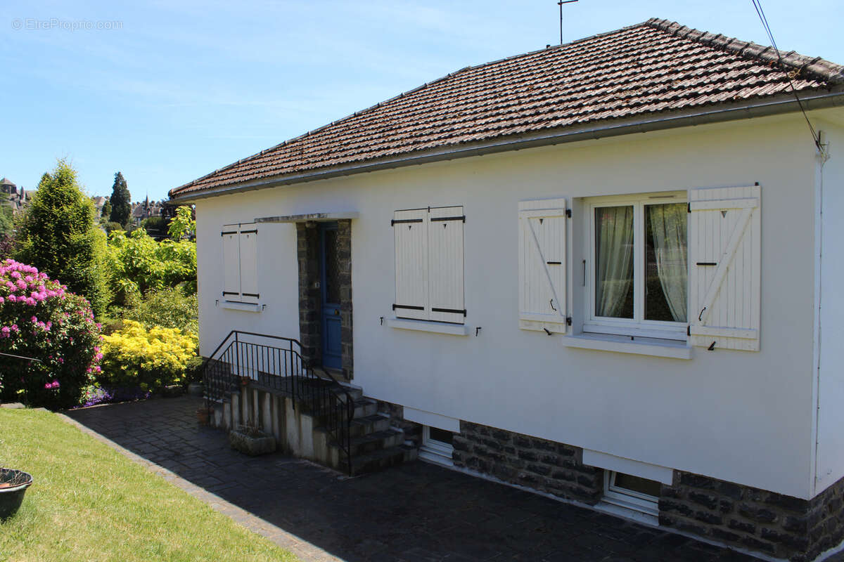 Maison à MAURIAC