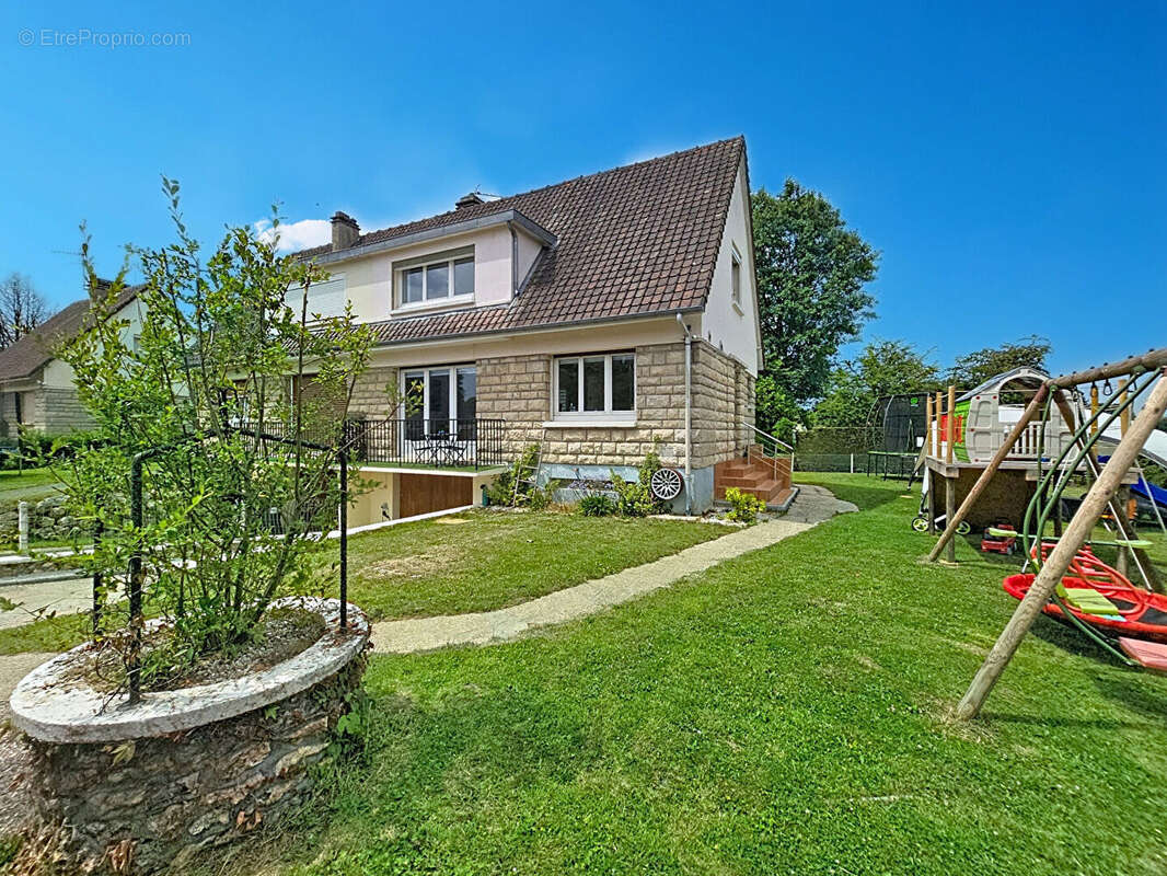 Maison à QUINCAMPOIX