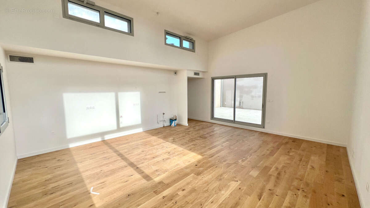 Appartement à AUZEVILLE-TOLOSANE
