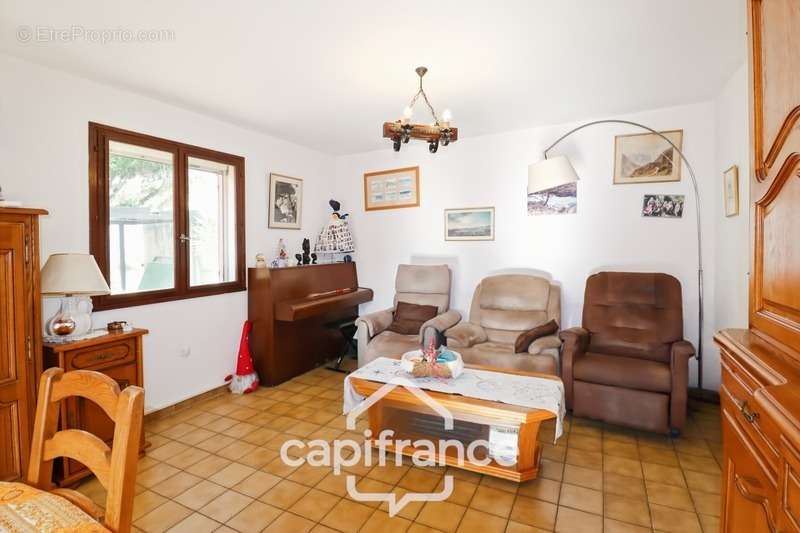 Maison à BELGENTIER