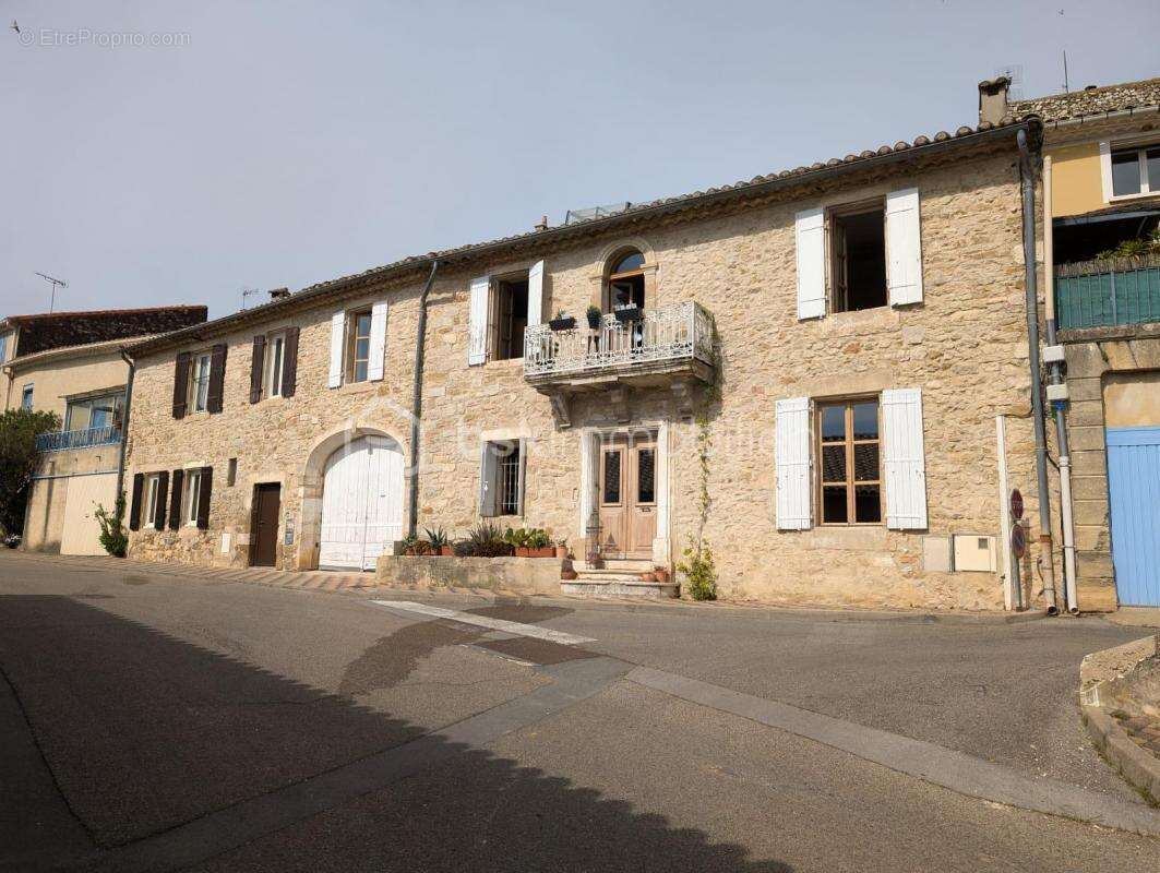 Maison à SAINT-BAUZELY