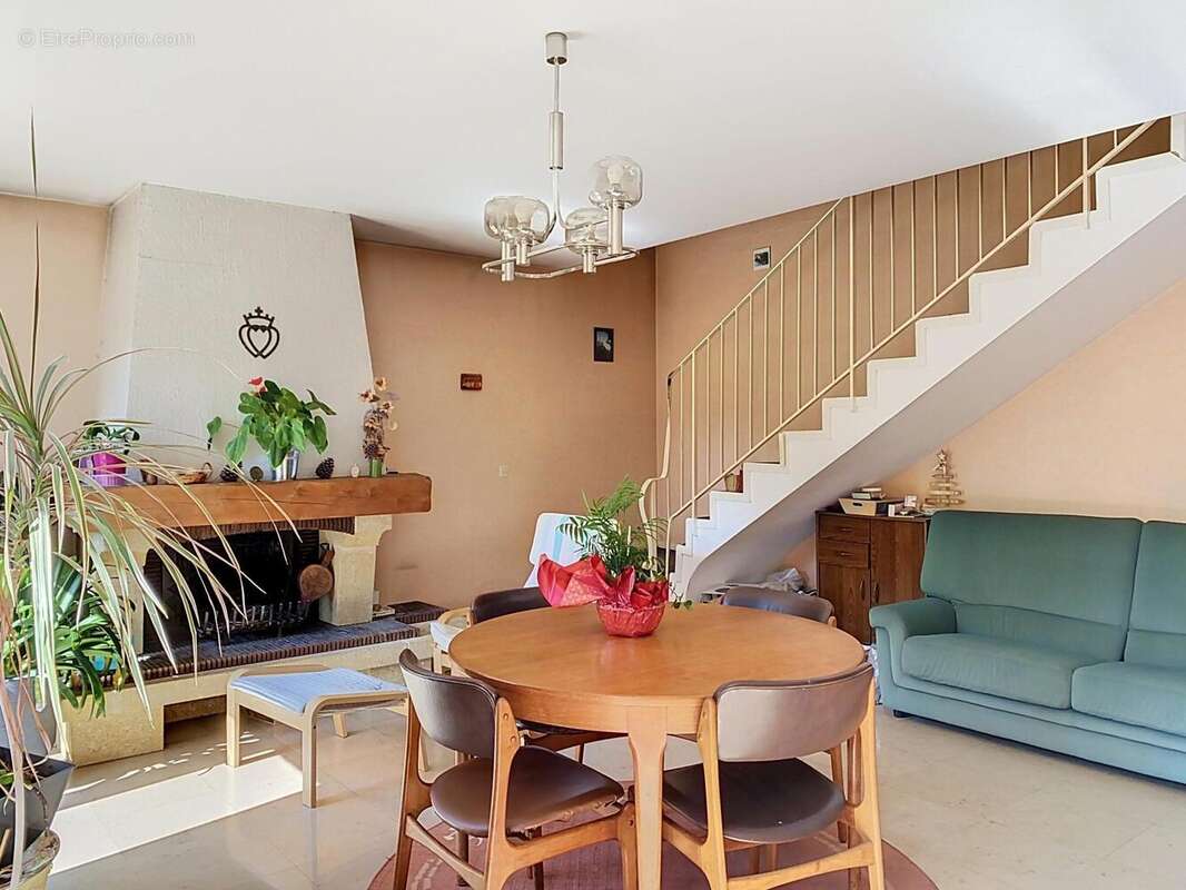 Maison 107 m² à Villemomble  - photo 2