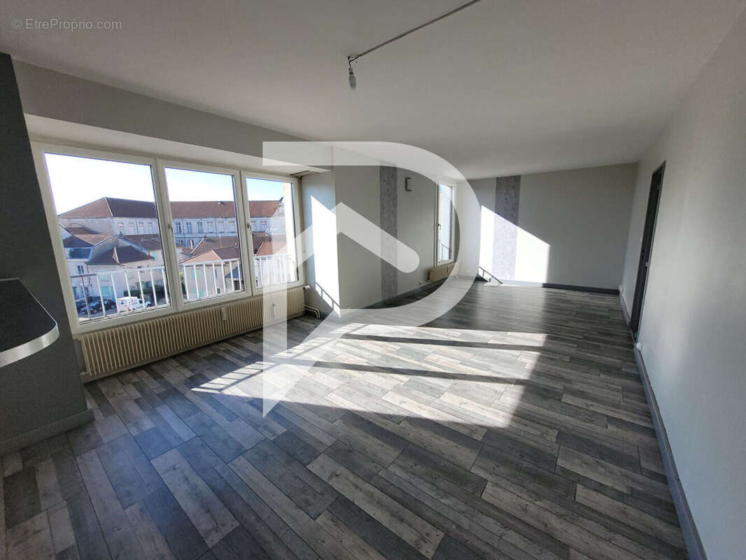 Appartement à CHAUMONT