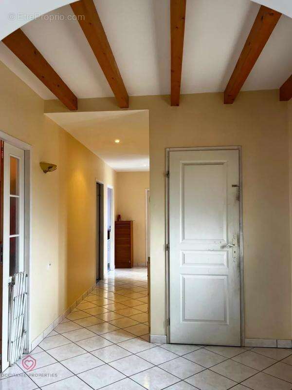 Maison à BELVEZE-DU-RAZES